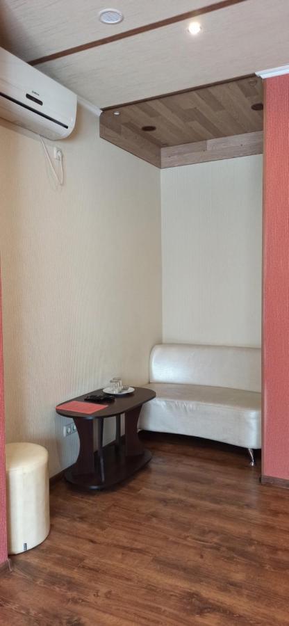 Hotel Yar Harkiv Exterior foto